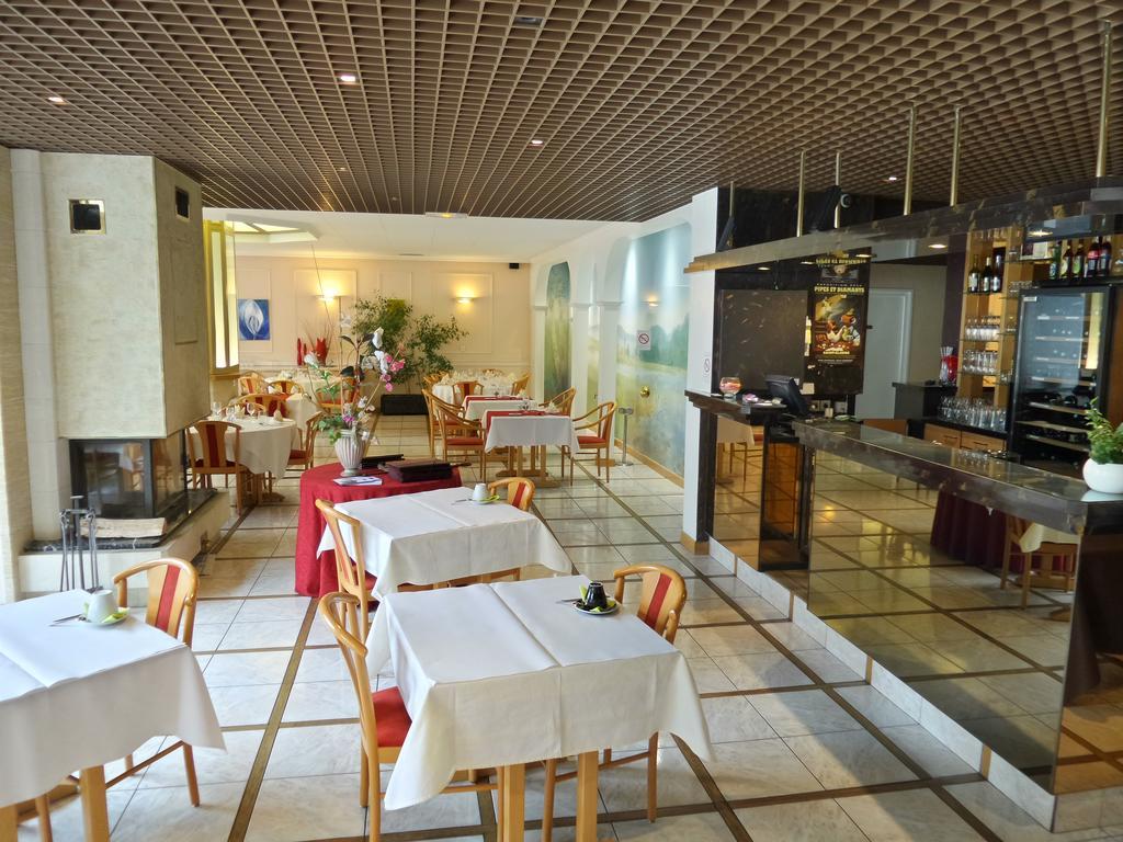 Jura Hotel Restaurant Le Panoramic Saint-Claude Exterior foto